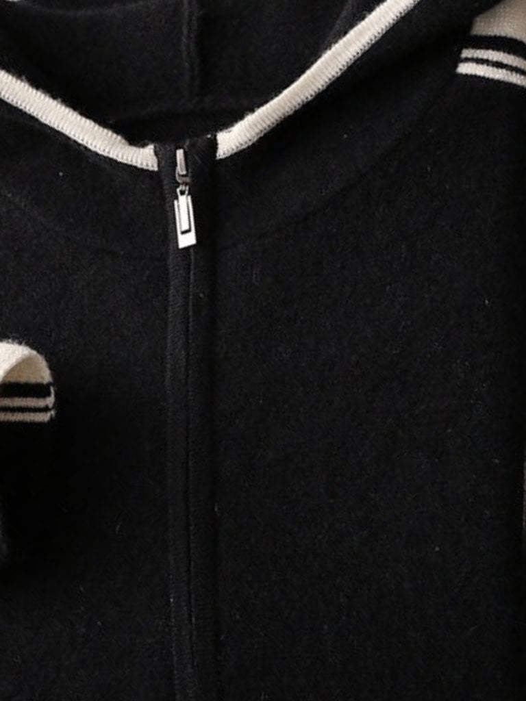 Ensemble Regent aus Kaschmir und Komfort – Kreuz und Krone