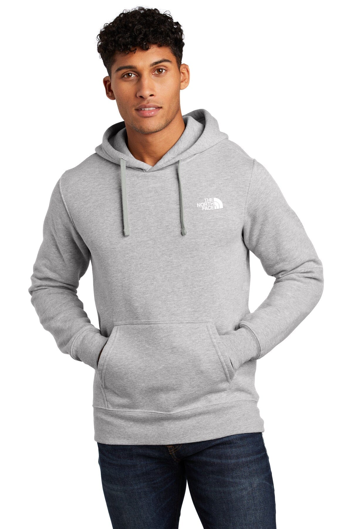 Sudadera con capucha y logo de TNF en el pecho