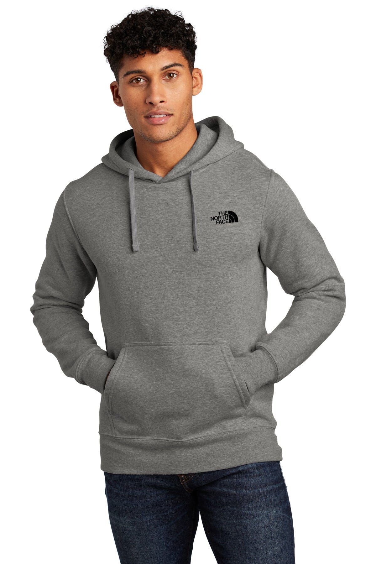 Sudadera con capucha y logo de TNF en el pecho